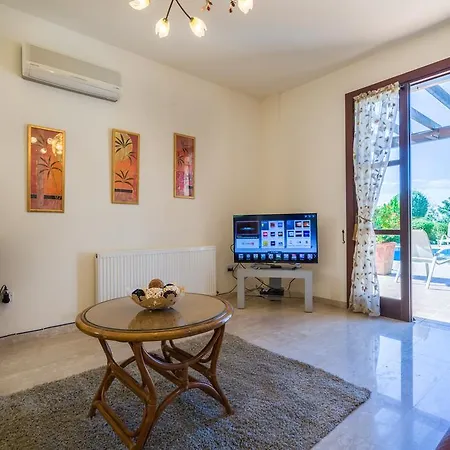 بيت للعطل 3 Bedroom Anarita With Private Pool, Aphrodite Hills *