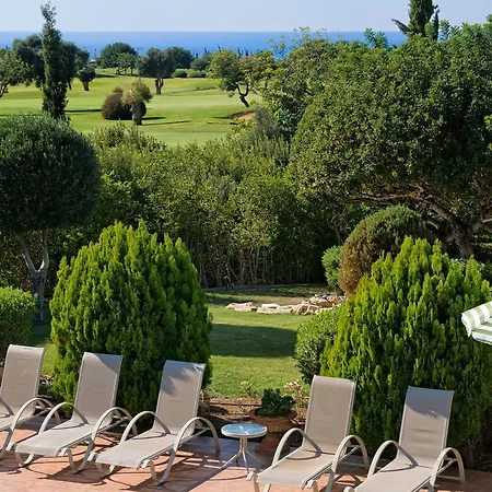 3 Bedroom Anarita With Private Pool, Aphrodite Hills Ferienhaus Kouklia