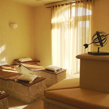3 Bedroom Anarita With Private Pool, Aphrodite Hills *