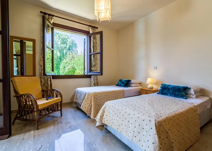 Vakantiehuis 3 Bedroom Anarita With Private Pool, Aphrodite Hills